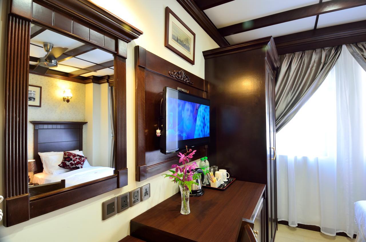 Hotel Kooler Inn Кота-Кинабалу Экстерьер фото